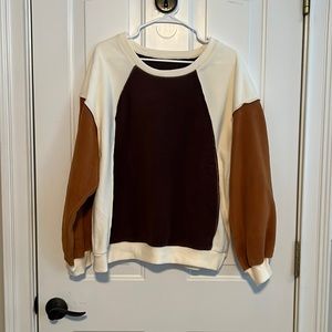 Sweatshirt